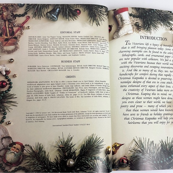 Christmas Keepsakes Book A Leisure Arts Publication Crosstitch Christmas Book 2 - Picture 9 of 16